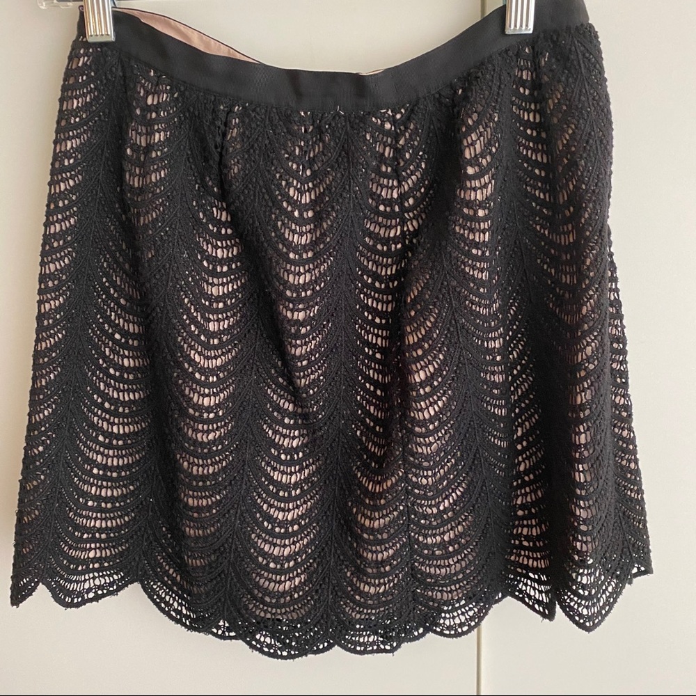 Club Monaco Crochet Scallop Edge Mini Skirt